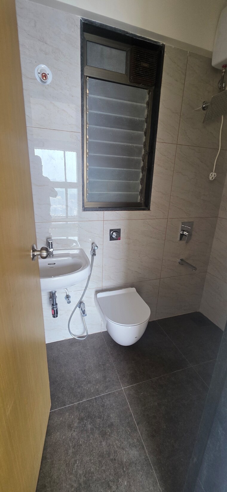 Bathroom, romell-diva 3 Bedroom 960 Sq.Ft. Apartment In Malad West Mumbai 9685137