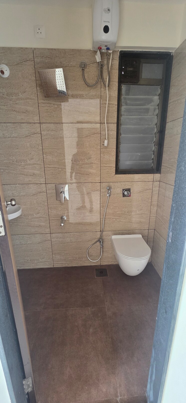 Bathroom, romell-diva 3 Bedroom 960 Sq.Ft. Apartment In Malad West Mumbai 9685137