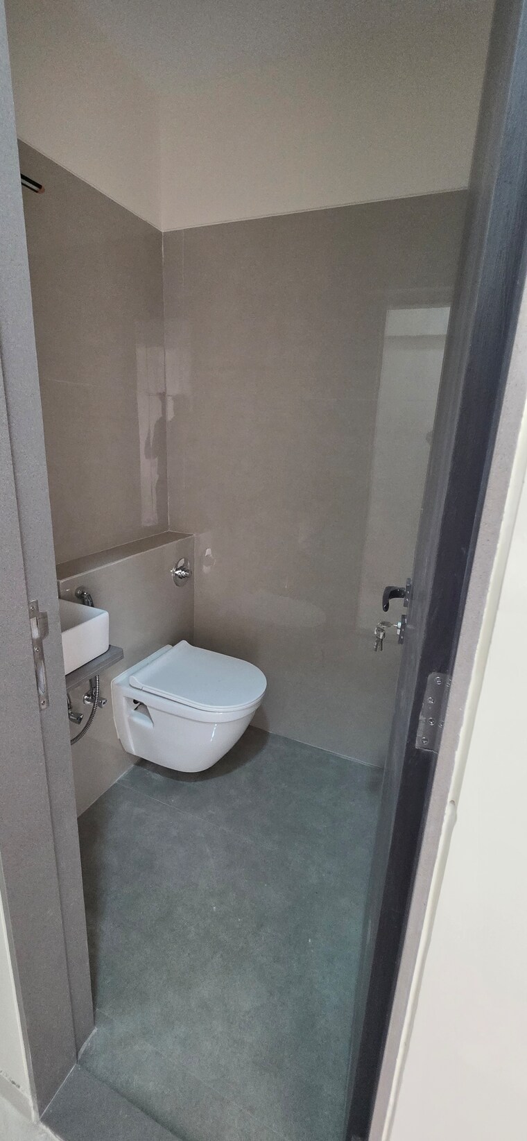 Bathroom, acme-complex-2a 2 Bedroom 690 Sq.Ft. Apartment In Goregaon West Mumbai 9685188