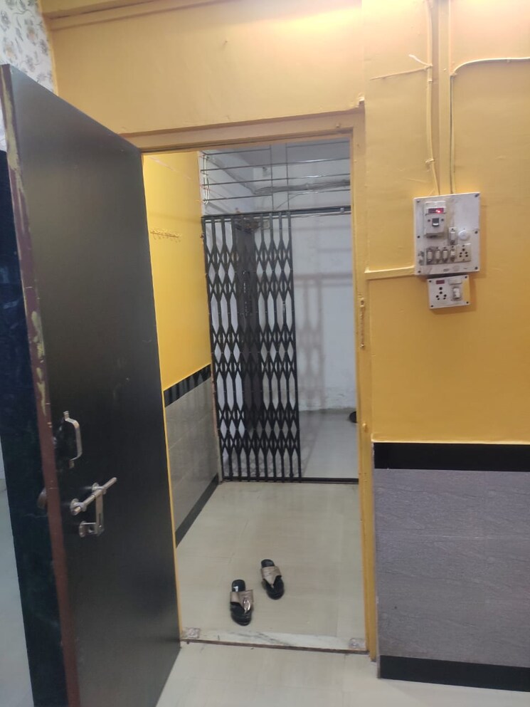 undefined, tirupati-heights-sion 1 RK 350 Sq.Ft. Apartment In Sion Mumbai 9685180