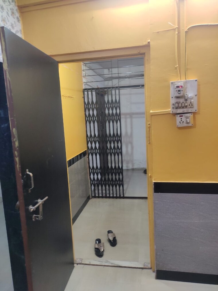 undefined, tirupati-heights-sion 1 RK 350 Sq.Ft. Apartment In Sion Mumbai 9685180