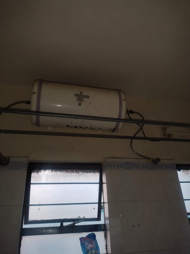 Bathroom, shantiban-chs 1 RK 345 Sq.Ft. Apartment In Kothrud Pune 9685291