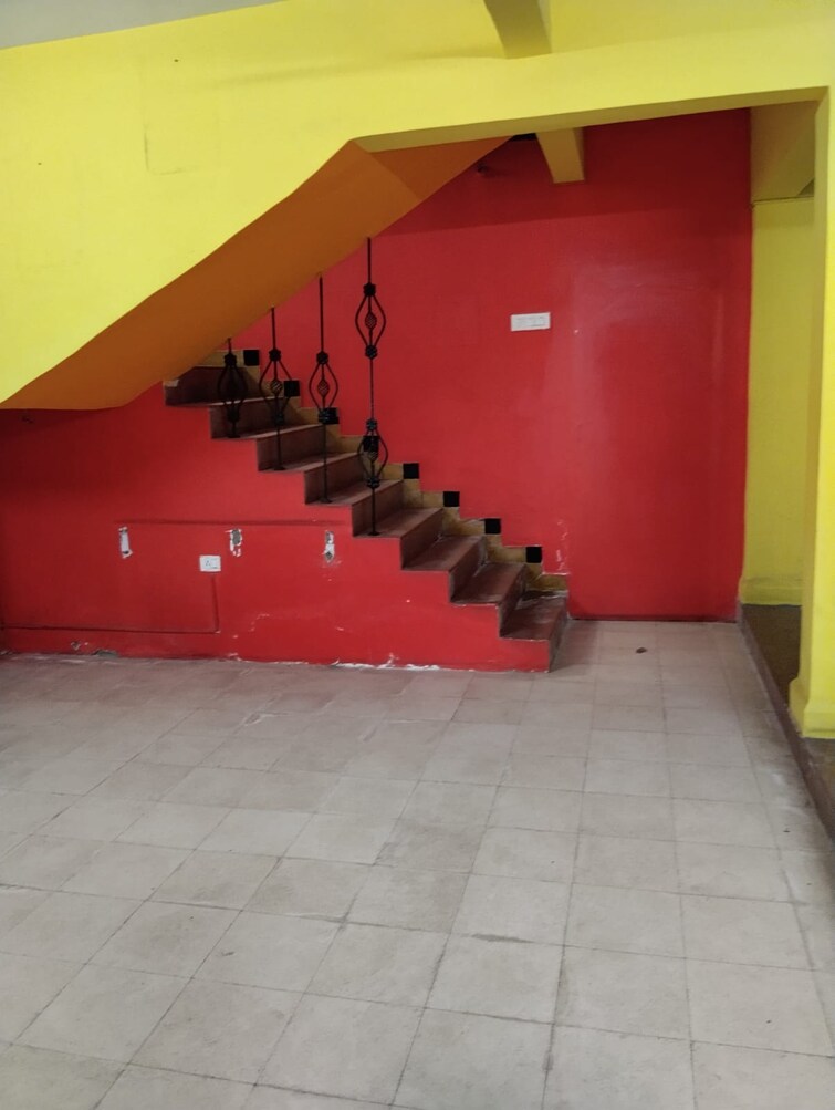 Room, sanpada Commercial Office Space 1000 Sq.Ft. In Sanpada Navi Mumbai 9685334