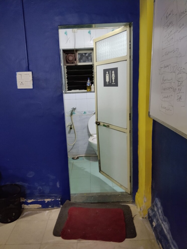 undefined, sanpada Commercial Office Space 1000 Sq.Ft. In Sanpada Navi Mumbai 9685334