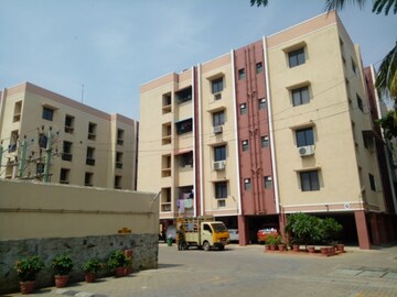 2 BHK Apartment For Rent in Yuga Kalpataru, Koyambedu