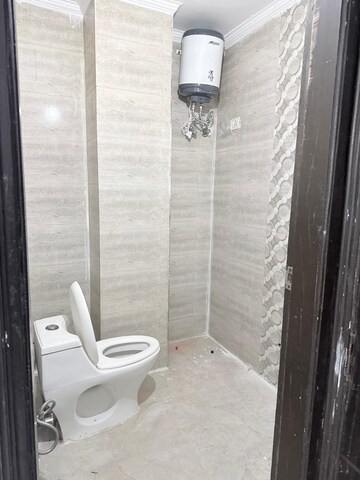 Bathroom in 1 BHK Apartment at Saket – for Rent