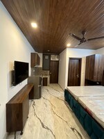 1 Rk  320 Sq.Ft. Builder Floor in DLF City Phase III