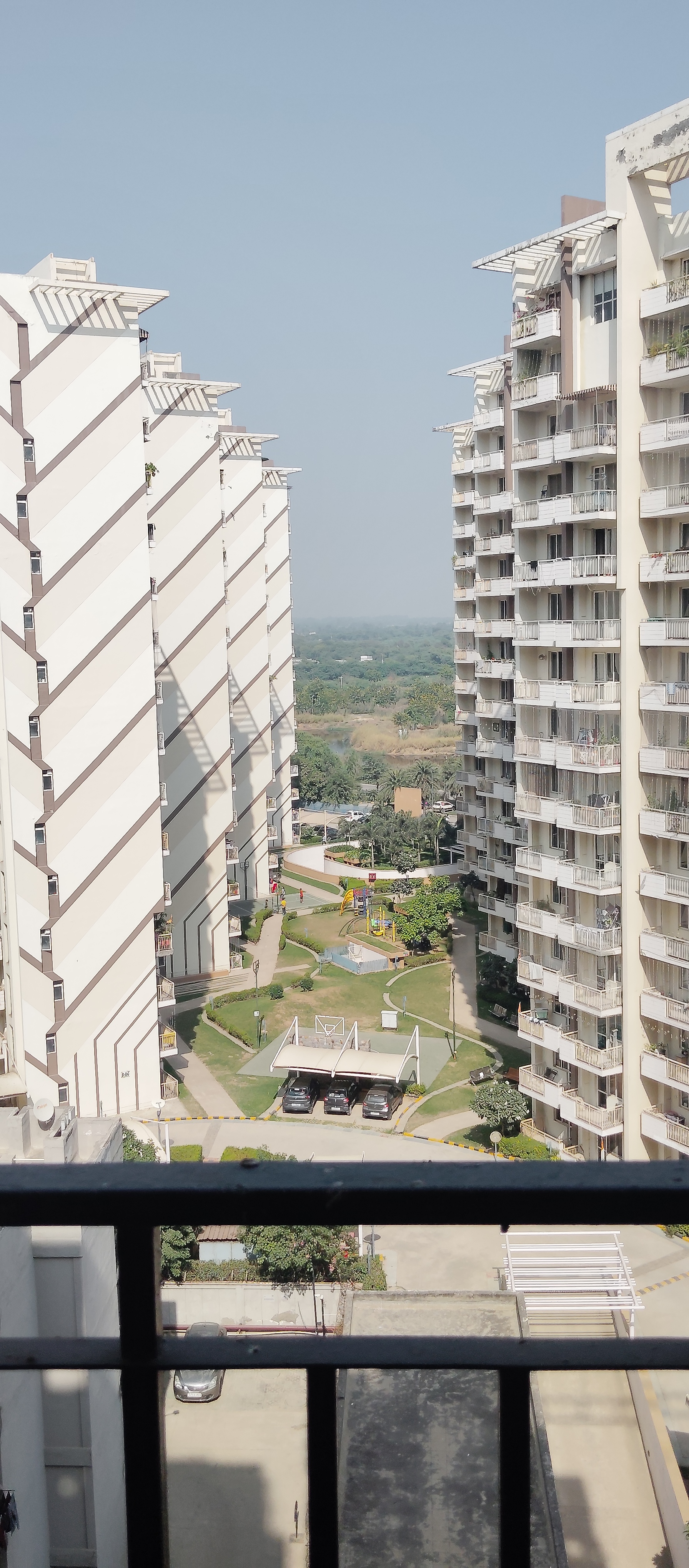 2 BHK + Pooja Room Apartment For Rent in Signature Global Signum 107