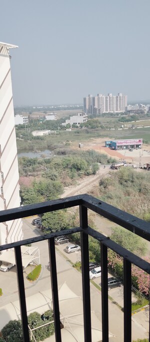 Swimming Pool in 2 BHK Apartment at Signature Global Signum 107, Sector 107 – for Rent