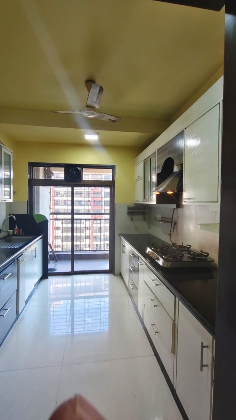 Kitchen, k-raheja-vihar 2 Bedroom 900 Sq.Ft. Apartment In Powai Mumbai 9685889