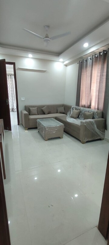 2 BHK Builder Floor For Rent in Sector 40