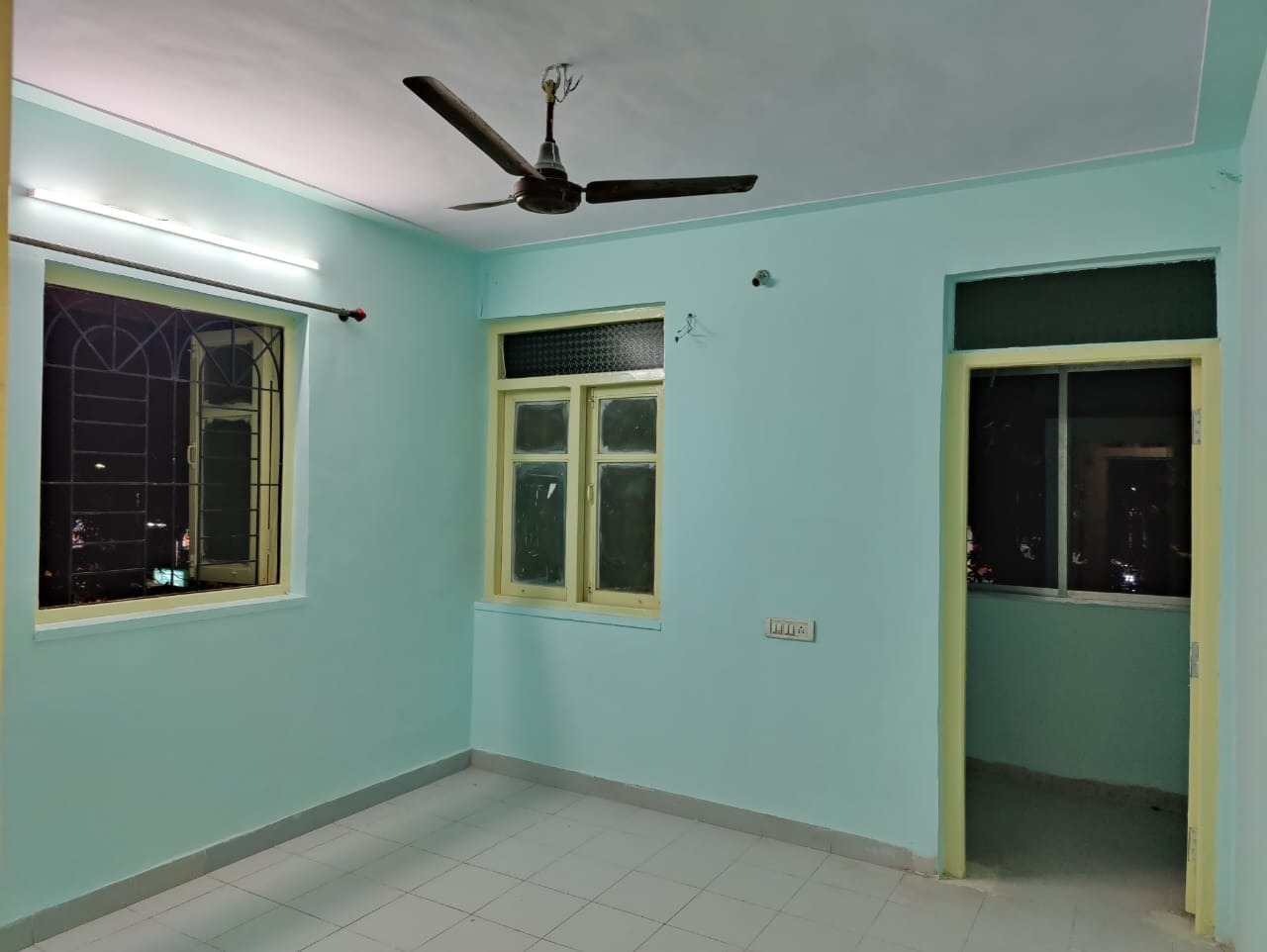 1 BHK 520 Sq.Ft. Apartment in Kirtikar CHS