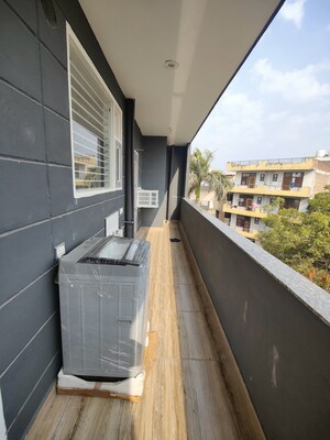 Balcony in 2 BHK Builder Floor at Sector 47 – for Rent