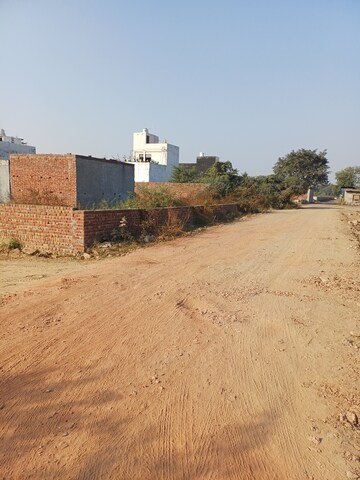  Plot For Sale in Jajru