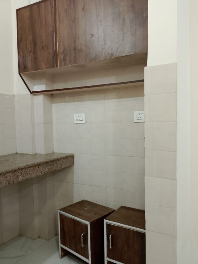 Kitchen, sector 44 1 RK 400 Sq.Ft. Builder Floor In Sector 44 Gurgaon 9686050
