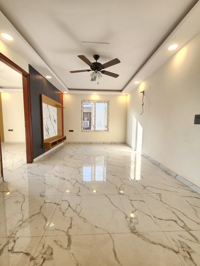 Room, chattarpur 3 Bedroom 1150 Sq.Ft. Builder Floor In Chattarpur Delhi 9686064