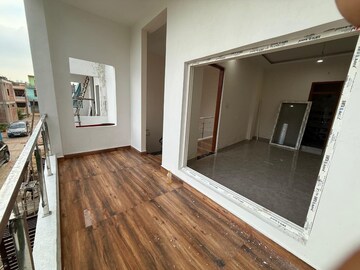 Room in 3 BHK Independent House at Rolex Ideal Villa, Matiyari – for Sale