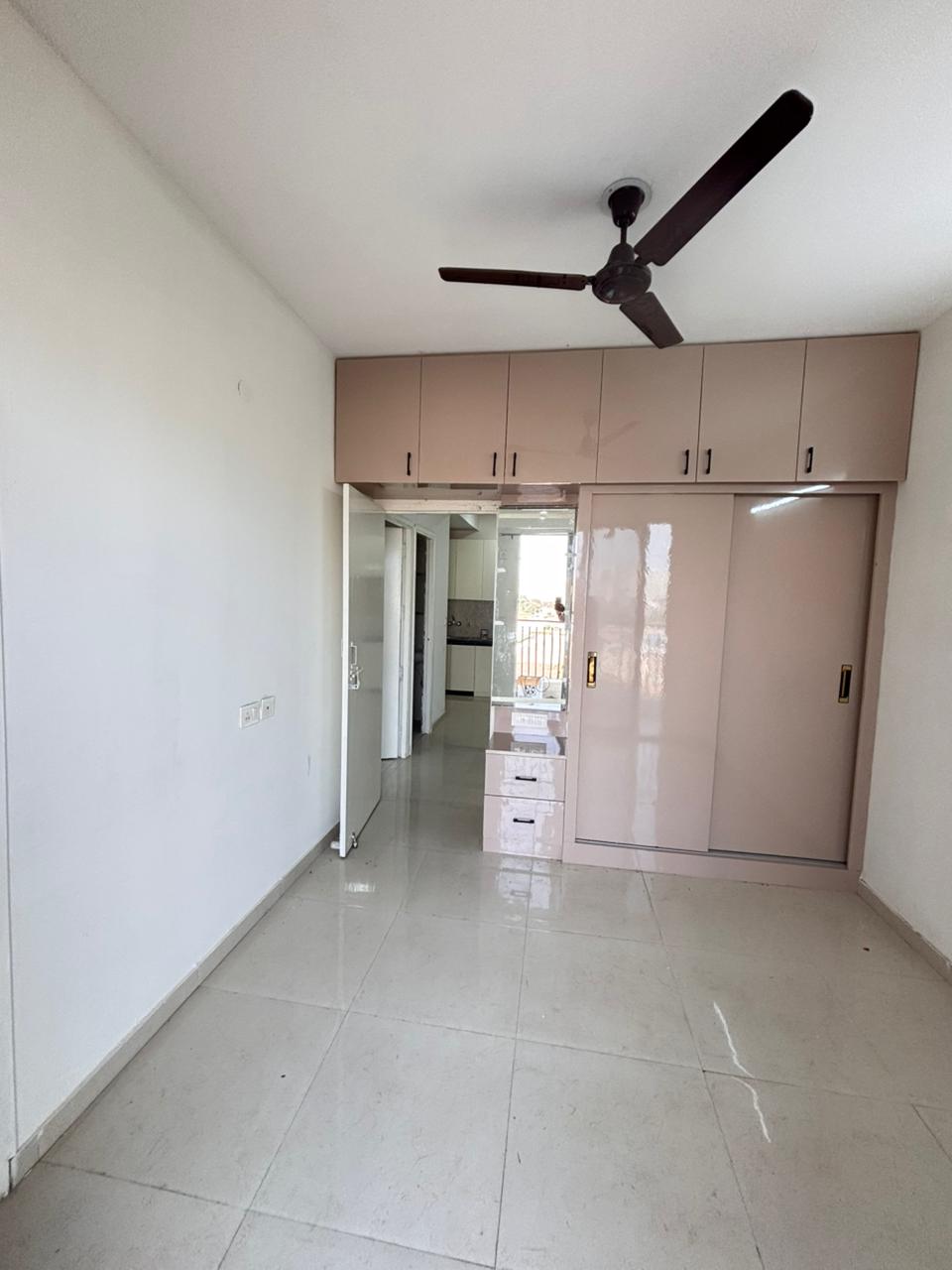 2 BHK Apartment For Rent in Signature The Millennia 2