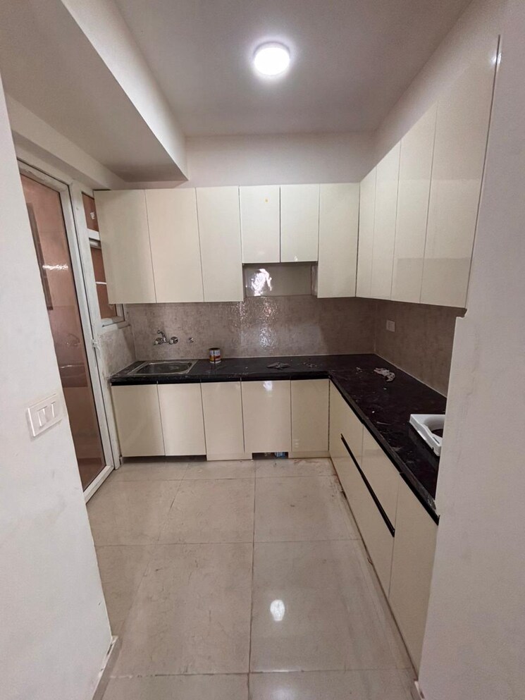 Kitchen, signature-the-millennia-2 2 Bedroom 625 Sq.Ft. Apartment In Sector 37d Gurgaon 9686091