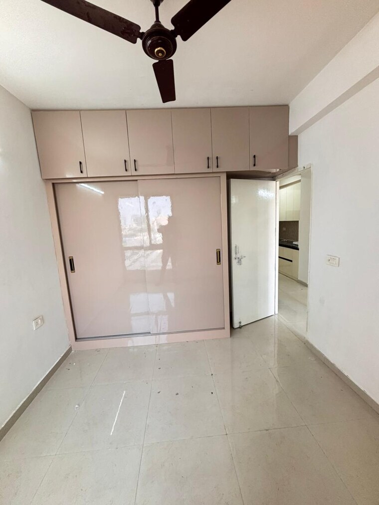 Kitchen, signature-the-millennia-2 2 Bedroom 625 Sq.Ft. Apartment In Sector 37d Gurgaon 9686091