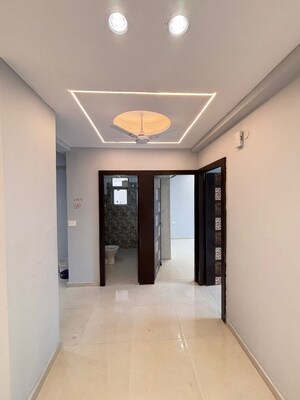 Room in 2 BHK Apartment at Signature The Millennia 2, Sector 37d – for Rent