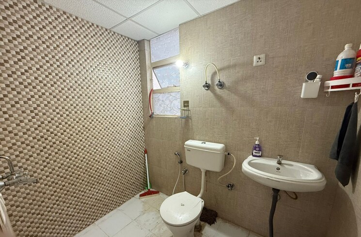 Bathroom, signature-global-signum-107 2 Bedroom 557 Sq.Ft. Apartment In Sector 107 Gurgaon 9686076