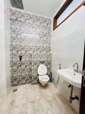Bathroom in 3 BHK Builder Floor at Sector 46 – for Rent