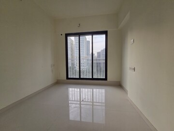 Room in 2 BHK Apartment at Goregaon West – for Sale
