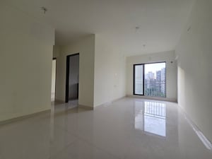 Room in 2 BHK Apartment at Goregaon West – for Sale
