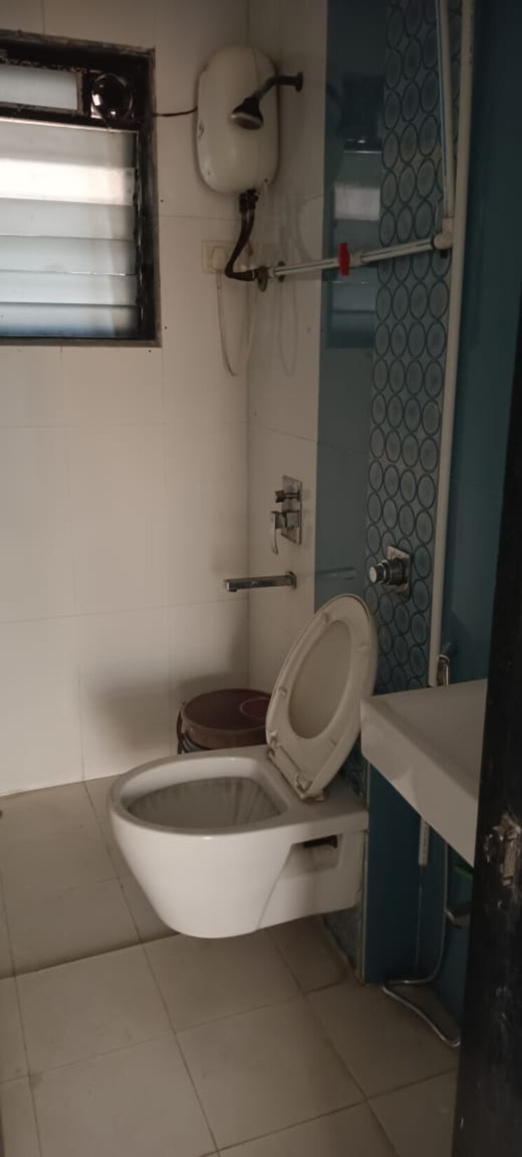 Bathroom, galaxy-nebula 3 Bedroom 1400 Sq.Ft. Apartment In Kharghar Navi Mumbai 9686074