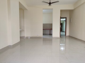 Room in 1 BHK Apartment at Sector 14 Dwarka – for Rent