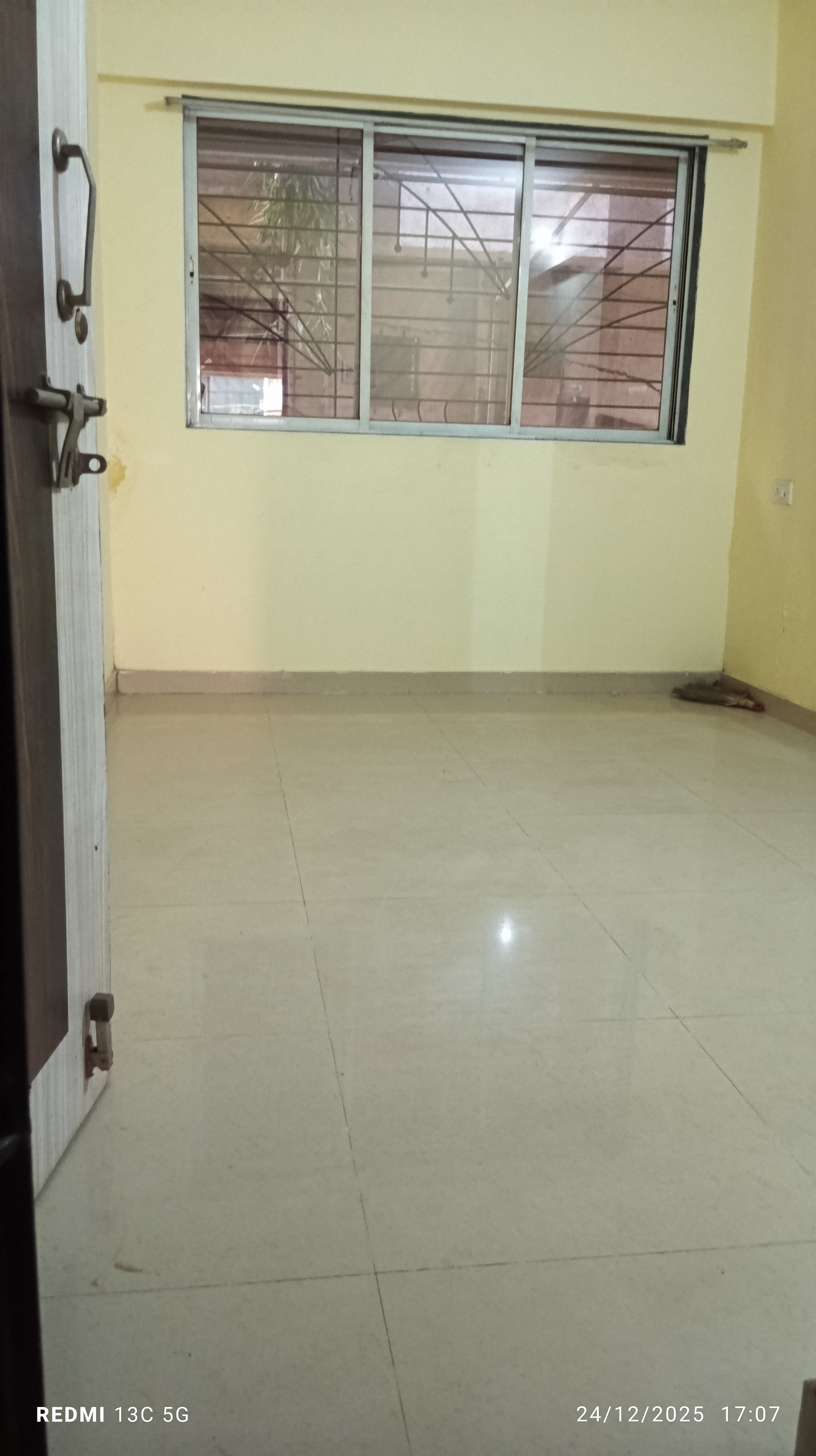 1 BHK Apartment For Sale in Thakur Galaxy CHS
