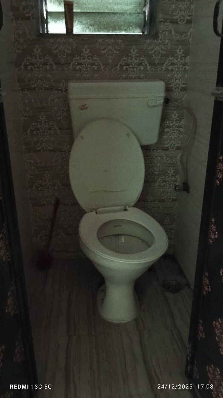 Bathroom, thakur-galaxy-chs 1 Bedroom 550 Sq.Ft. Apartment In Ulwe Sector 23 Navi Mumbai 9686271