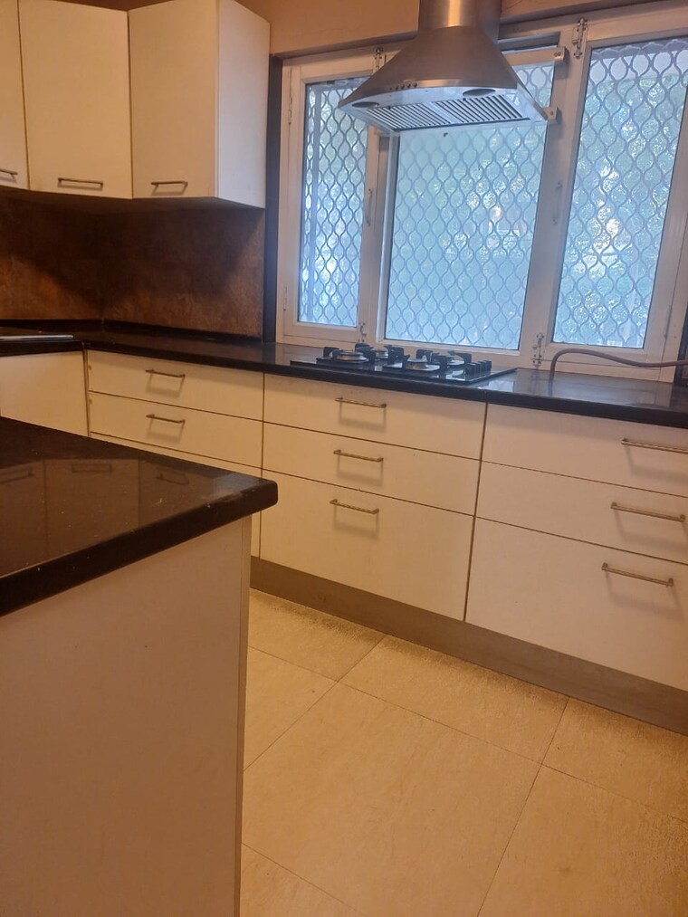 Kitchen, vasant kunj 3 Bedroom 1500 Sq.Ft. Apartment In Vasant Kunj Delhi 9686255