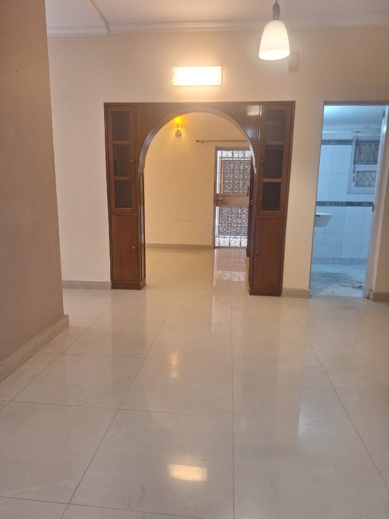 Room, vasant kunj 3 Bedroom 1500 Sq.Ft. Apartment In Vasant Kunj Delhi 9686255