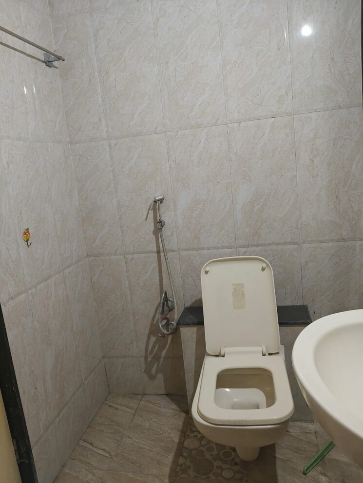 Bathroom, gk-rose-woods 2 Bedroom 1065 Sq.Ft. Apartment In Pimple Saudagar Pune 9686274