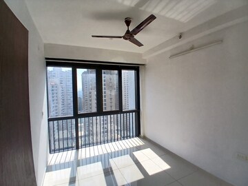 Room in 2 BHK Apartment at Duville Riverdale Heights, Kharadi – for Rent