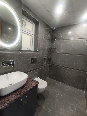 Bathroom in 3 BHK Builder Floor at Ansal Sushant Lok I, Sector 43 – for Rent