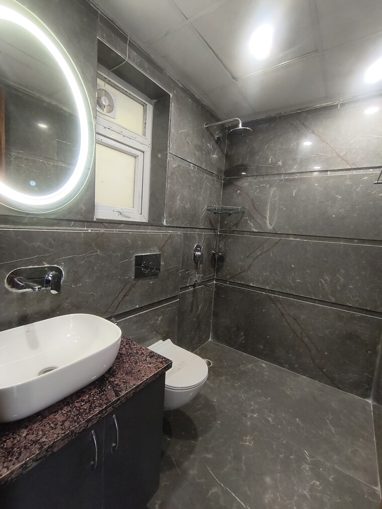 Bathroom, ansal-sushant-lok-i 3 Bedroom 1800 Sq.Ft. Builder Floor In Sector 43 Gurgaon 9686320