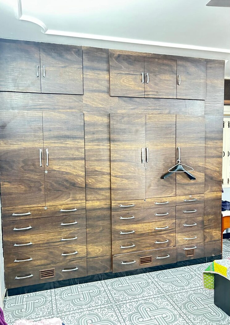 undefined, vasant kunj 2 Bedroom 1400 Sq.Ft. Apartment In Vasant Kunj Delhi 9686390