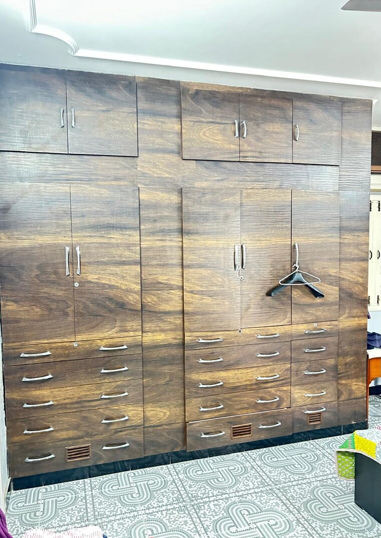 undefined, vasant kunj 2 Bedroom 1400 Sq.Ft. Apartment In Vasant Kunj Delhi 9686390