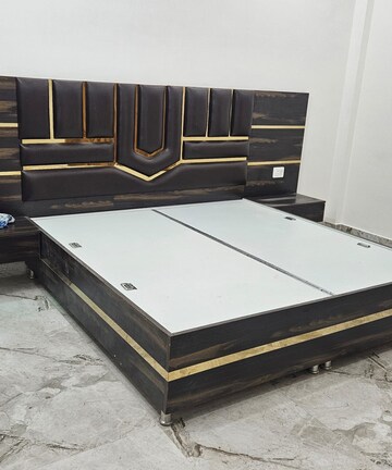 Furnished Amenities in 2 BHK Builder Floor at Lucky Palm Village, Sector 1 Greater Noida – for Sale