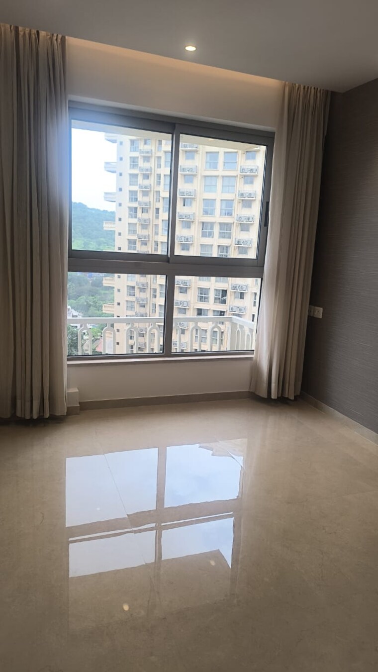Room, hiranandani-highland 2 Bedroom 600 Sq.Ft. Apartment In Powai Mumbai 9686520