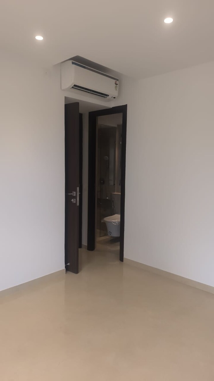 Room, hiranandani-highland 2 Bedroom 600 Sq.Ft. Apartment In Powai Mumbai 9686520