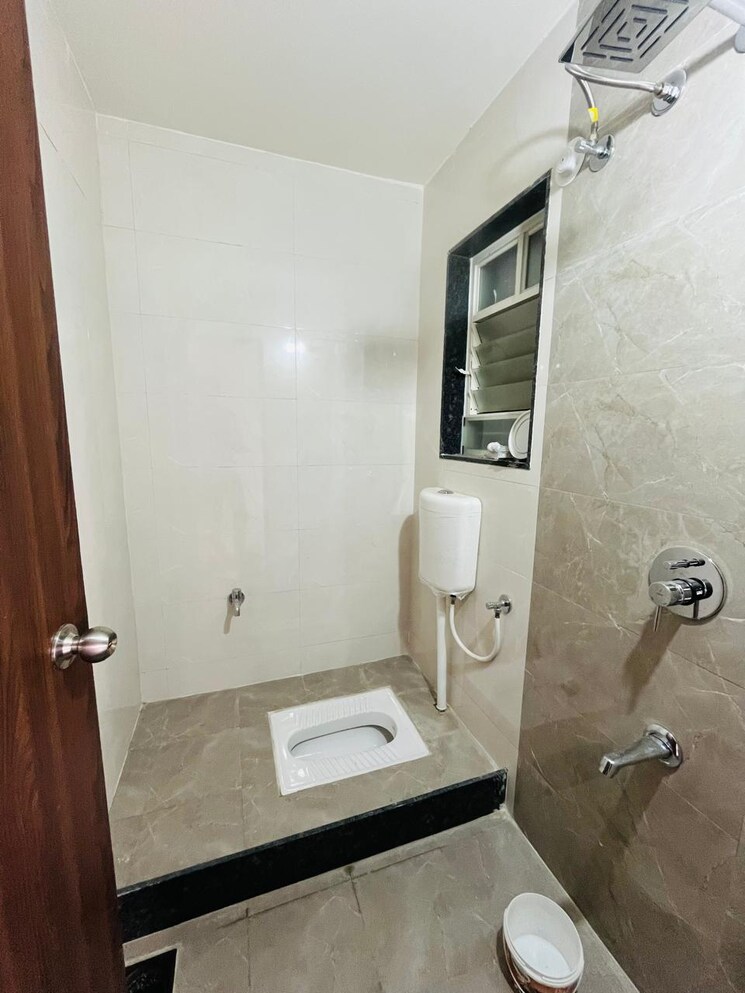 Bathroom, wadgaon sheri 2 Bedroom 675 Sq.Ft. Apartment In Wadgaon Sheri Pune 9686409