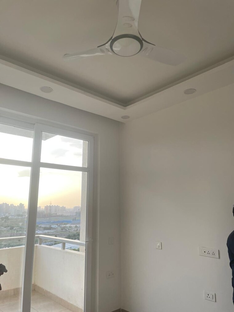 Room, ss-the-leaf 4 Bedroom 2804 Sq.Ft. Apartment In Sector 85 Gurgaon 9686580