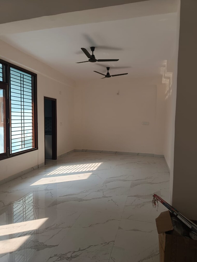 Bedroom, rwa-apartments-sector-52 3 Bedroom 2500 Sq.Ft. Independent House In Sector 52 Noida 9686636