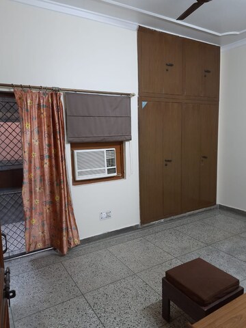 Bathroom in 3 BHK Independent House at RWA Apartments Sector 52, Sector 52 – for Rent