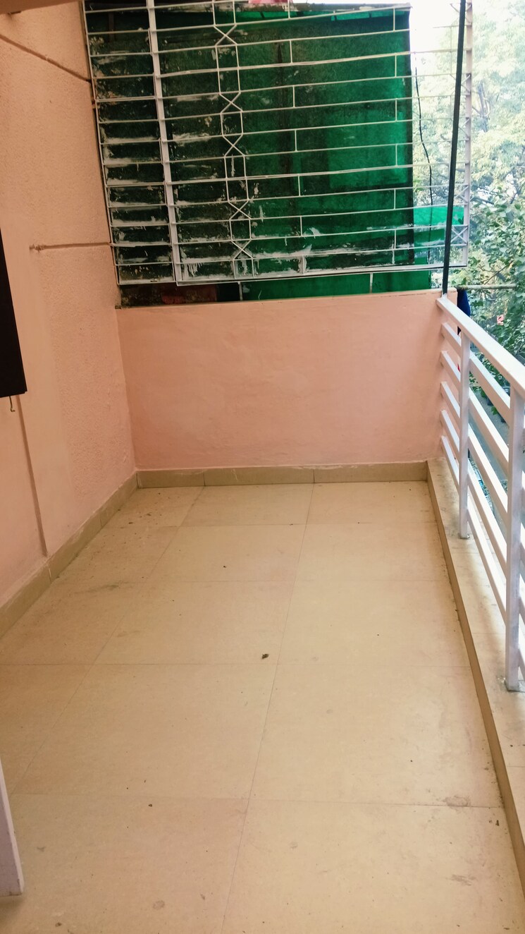 Balcony, vasant kunj 3 Bedroom 1200 Sq.Ft. Apartment In Vasant Kunj Delhi 9686713