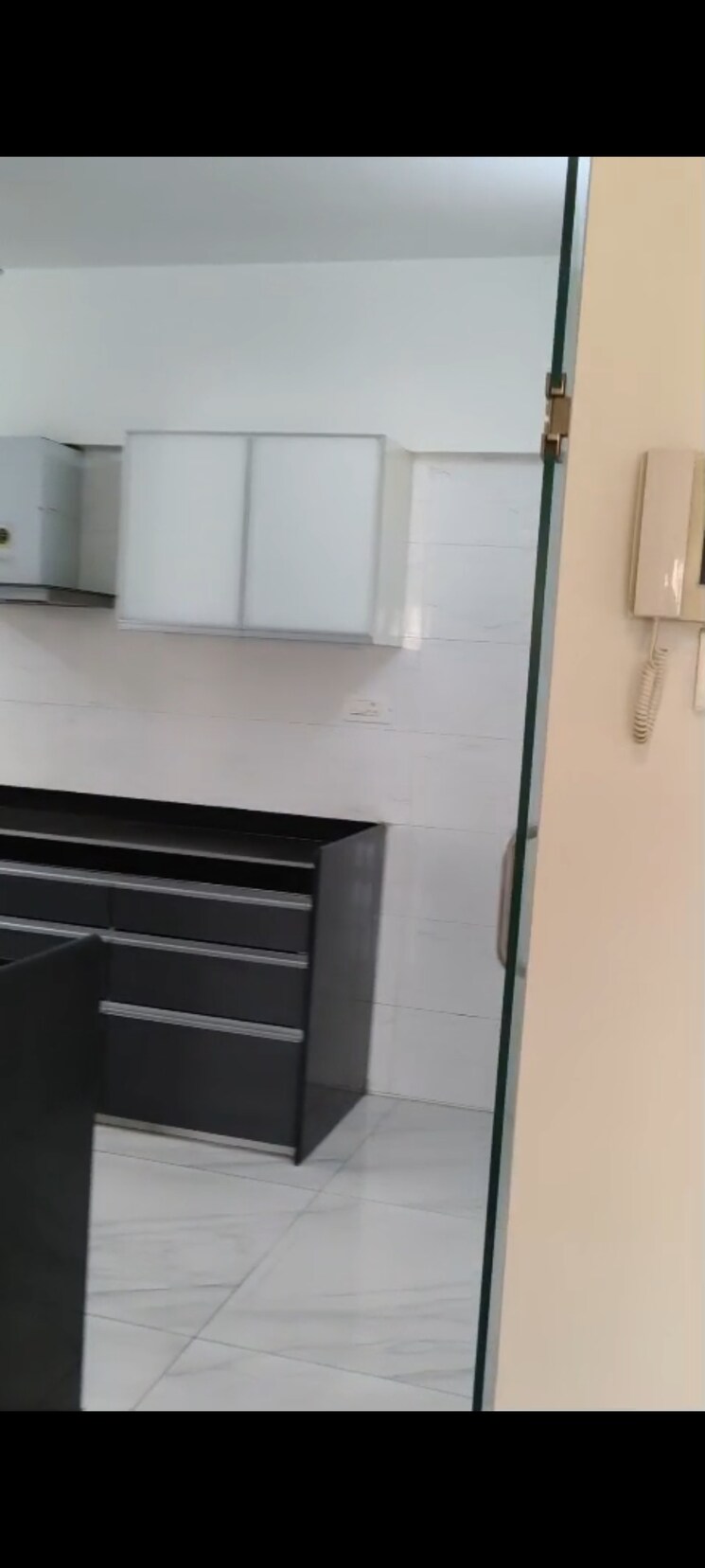 Bathroom, paranjape-schemes-royal-court 2 Bedroom 750 Sq.Ft. Apartment In Andheri East Mumbai 9686710